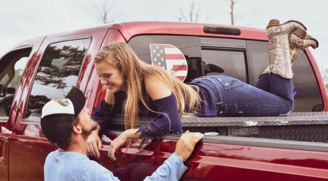 “Foot Poppin Kiss”